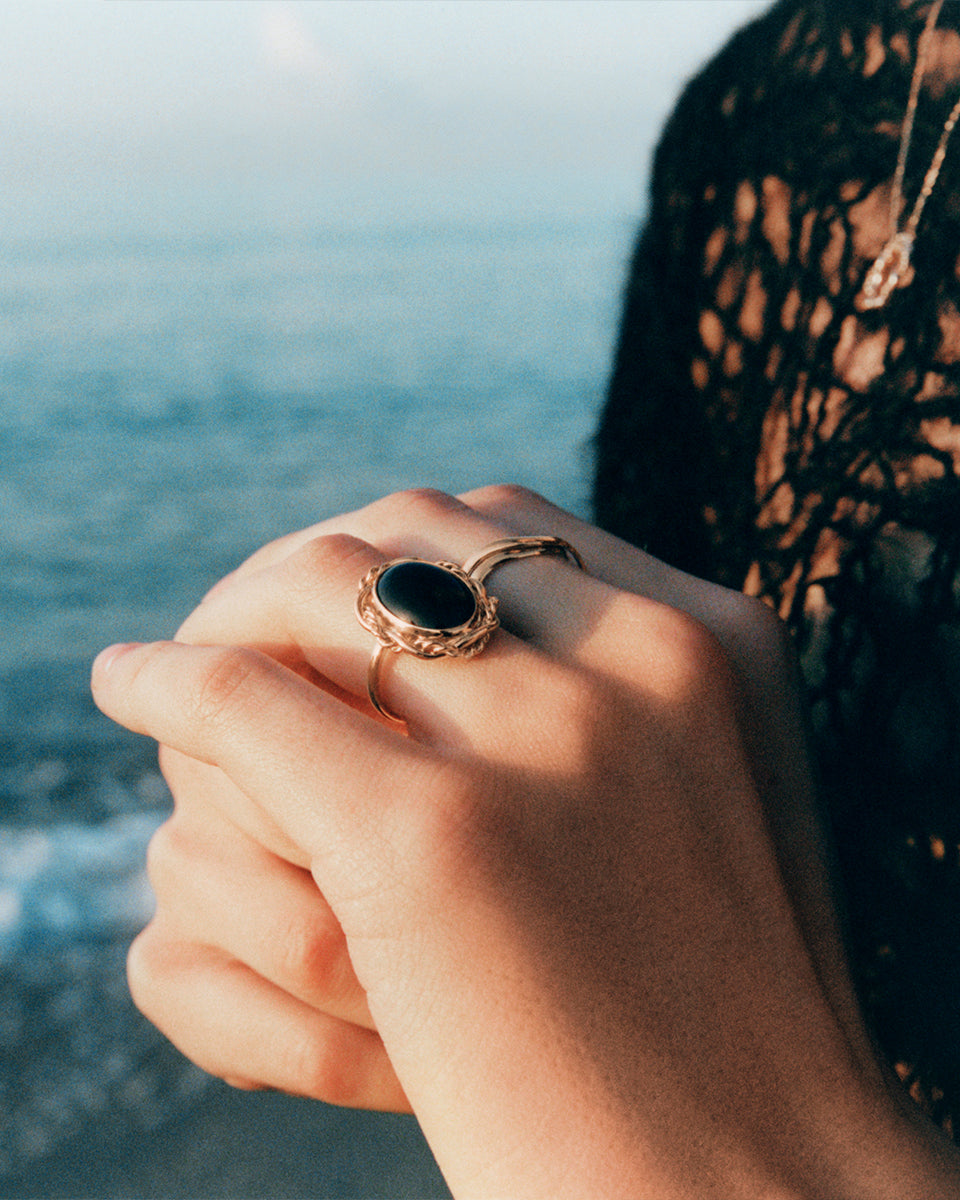 Zoe Ring in Onyx